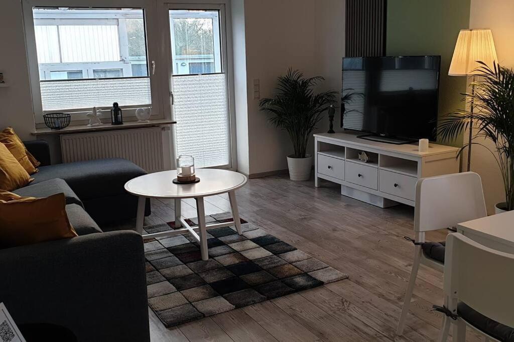 Charmante Haushaelfte Mit Garten Und Terrasse Flensburg Zewnętrze zdjęcie