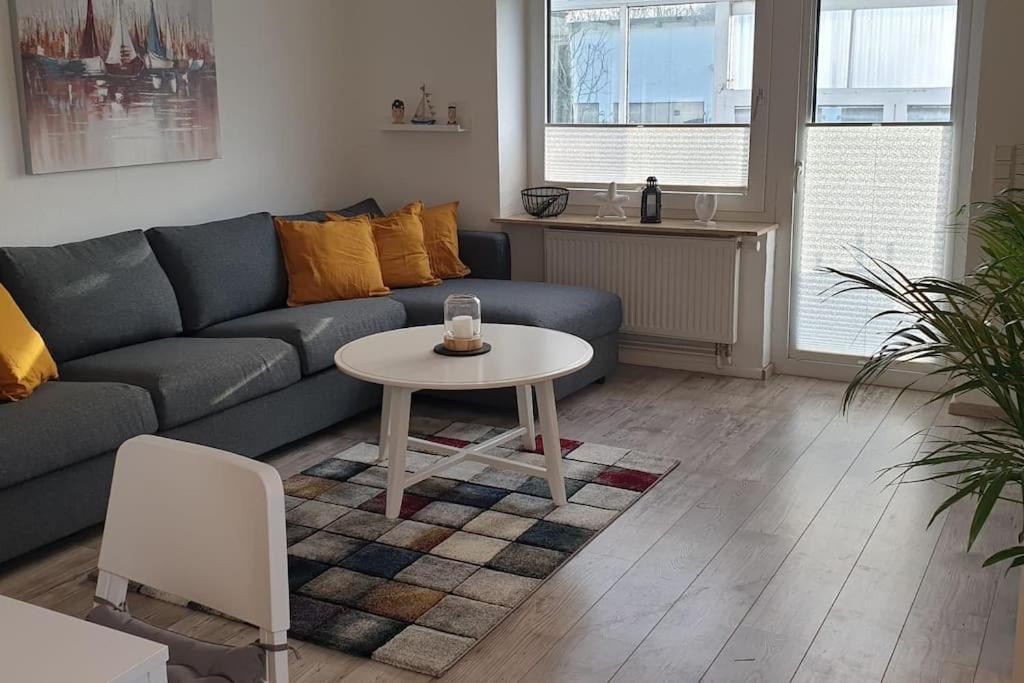 Charmante Haushaelfte Mit Garten Und Terrasse Flensburg Zewnętrze zdjęcie